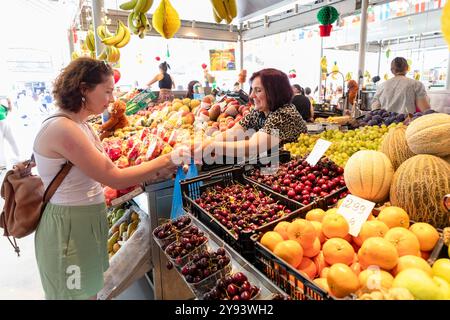 Mercado do Bolhao, Porto, Norte, Portogallo, Europa Foto Stock