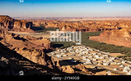 Al Ula, visto dal punto di vista di Harrate, Arabia Saudita nord-occidentale, Medio Oriente Foto Stock