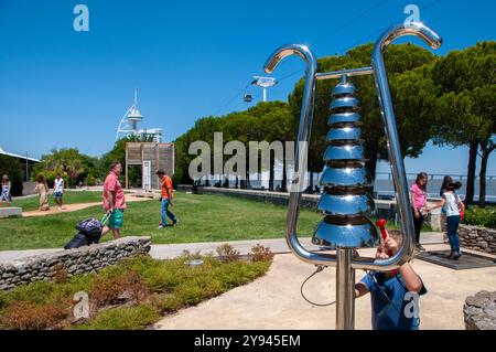 Parco giochi per bambini nel Parco delle Nazioni. Lisbona, Portogallo Foto Stock