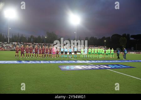 Roma, Italia. 8 ottobre 2024. Schieramento durante la UEFA Women's Champions League 2024/2025 gruppo A tra AS Roma e Wolfsburg allo stadio tre Fontane di Roma l'8 ottobre 2024. Sport - calcio. (Foto di Fabrizio Corradetti/LaPresse) credito: LaPresse/Alamy Live News Foto Stock