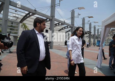 GYE OBRAS MAAC Guayaquil, martedì 8 ottobre 2024 il presidente Daniel Noboa non è andato al Museo di Antropologia e Arte Contemporanea, dove doveva visitare e verificare i progressi e il miglioramento delle infrastrutture, invece il ministro della Cultura Romina Munoz e il governatore Vicente Auad, erano presenti foto CÃ sar Munoz API Guayaquil Guayaquil Guayas Ecuador ACE GYE OBRASMAAC 0450743384 xCÃ Foto Stock