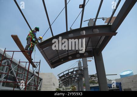 GYE OBRAS MAAC Guayaquil, martedì 8 ottobre 2024 il presidente Daniel Noboa non è andato al Museo di Antropologia e Arte Contemporanea, dove doveva visitare e verificare i progressi e il miglioramento delle infrastrutture, invece il ministro della Cultura Romina Munoz e il governatore Vicente Auad, erano presenti foto CÃ sar Munoz API Guayaquil Guayaquil Guayas Ecuador ACE GYE OBRASMAAC 693e2fe214 xCÃ Foto Stock