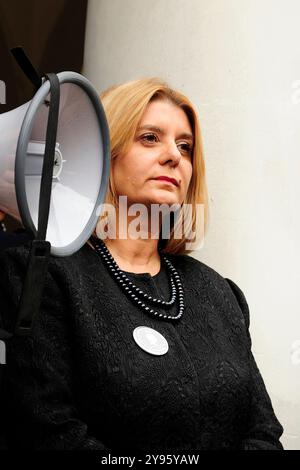 Swidnica, Polonia 3 ottobre 2016. Le donne polacche tengono la protesta nera (protesta di Czarny) contro il divieto pianificato di aborto credito: Kazimierz Jurewicz/Alamy Live News Foto Stock