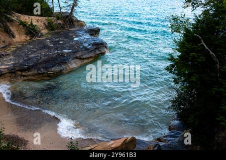 Fotografia delle "insenature", fotografata Rocks National Lakeshore, scattata in un viaggio di agosto con zaino in spalla. Foto Stock