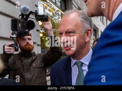 Londra, Regno Unito. 9 ottobre 2024. Nick Read, CEO dell'Ufficio postale, arriva all'indagine dell'Ufficio postale prima di tre giorni prima di testimoniare. Crediti: Karl Black/Alamy Live News Foto Stock