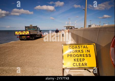 Lavori costieri in corso lungo il lungomare di Cleveleys Foto Stock