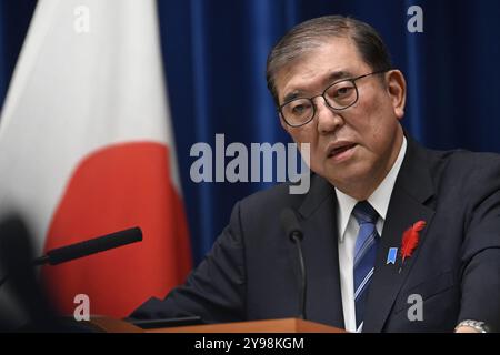 Tokyo, Giappone. 9 ottobre 2024. Il primo ministro giapponese Shigeru Ishiba tiene una conferenza stampa nella sua residenza ufficiale a Tokyo, in Giappone, il 9 ottobre 2024. Dopo aver sciolto la camera bassa del Parlamento, procedendo per un'elezione anticipata il 27 ottobre. (Credit Image: © POOL via ZUMA Press Wire) SOLO USO EDITORIALE! Non per USO commerciale! Foto Stock
