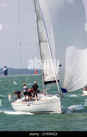 Cowes Week 2024 - Club Cruiser Yachts in regata Foto Stock