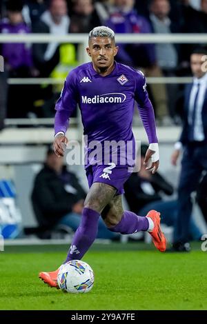 Firenze, Italia. 6 ottobre 2024. Dodo dell'ACF Fiorentina durante la partita di serie A Enilive tra l'ACF Fiorentina e l'AC Milan allo Stadio Artemio Franchi il 6 ottobre 2024 a Firenze. Crediti: Giuseppe Maffia/Alamy Live News Foto Stock