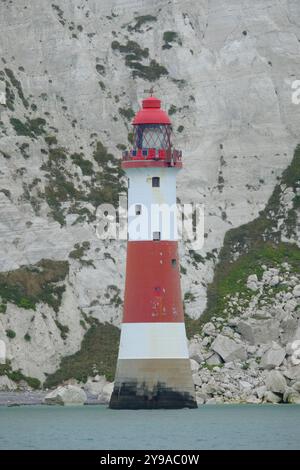 South Downs, Regno Unito - 7 settembre 2024 - le scogliere bianche di Beachy Head e il faro Foto Stock