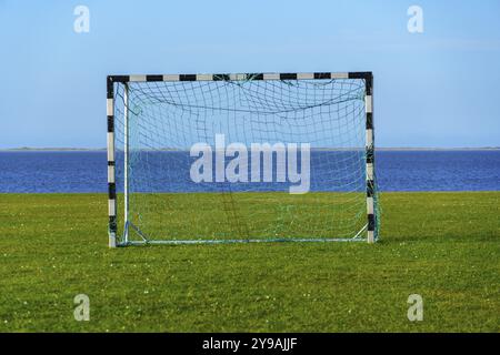 Tor tor am Meer, pallamano, calcio, campo piccolo, erba, campo di gioco, mare, Mare del Nord, Harlesiel, bassa Sassonia Foto Stock
