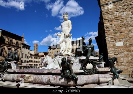 Statua del Nettuno in Piazza della Signoria a Firenze Foto Stock