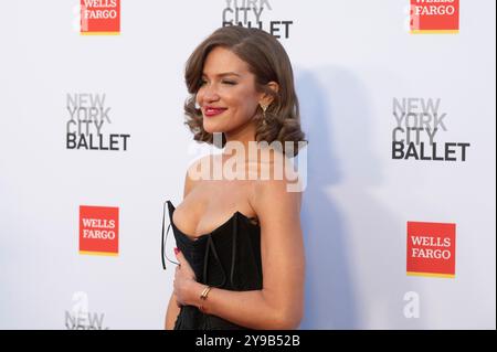 New York, Stati Uniti. 09 ottobre 2024. NEW YORK, NEW YORK - 09 OTTOBRE: Brynn Whitfield partecipa al New York City Ballet 2024 Fall Fashion Gala al David H. Koch Theater al Lincoln Center il 9 ottobre 2024 a New York City. Crediti: Ron Adar/Alamy Live News Foto Stock