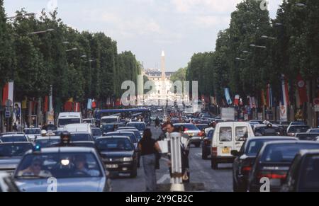 Germania. 10 ottobre 2024. Firo : calcio: Calcio: Archivio foto, archivio foto, archivio immagini, Coppa del mondo 1998 98 in Francia fase a gironi paese e persone Parigi generale credito: dpa/Alamy Live News Foto Stock