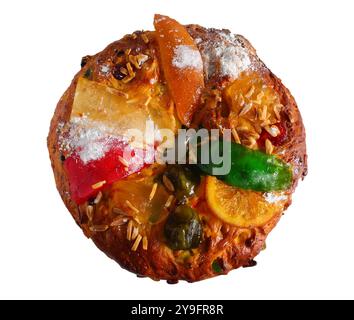 Portogallo. Tipica torta di Natale portoghese - Bolo Rei o King's Cake. Abbiamo mangiato durante le vacanze di Natale, ma tradizionalmente il dodicesimo giorno. Foto Stock