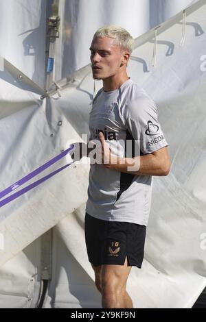 Florian Wirtz (Bayer 04 Leverkusen) durante l'allenamento di forza al campo di allenamento Bayer 04 Leverkusen a Donaueschingen 2024 PROIBISCONO LE NORMATIVE DFL Foto Stock