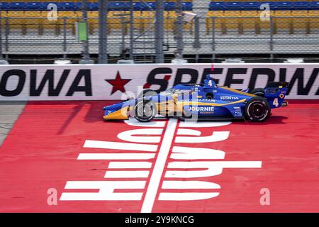 KYFFIN SIMPSON (R) (4) di Bridgetown, Barbados Practices for the Hy-Vee Homefront 250 presso l'Iowa Speedway di Newton, Iowa Foto Stock