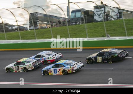 NASCAR Xfinty driver, Justin Haley (10) corre per la posizione per la Alsco Uniforms 250 all'Atlanta Motor Speedway di Hampton GA Foto Stock