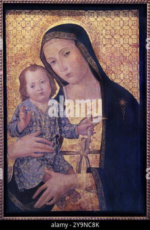 Vergine con Bambino di Antoniazzo Romano nato Antonio di Benedetto Aquilo degli Aquili (c. 1430 - 1510) Italiano Inizio pittore rinascimentale. Foto Stock