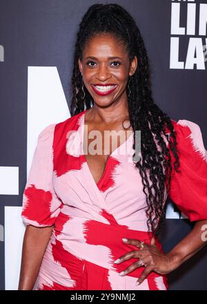 Los Angeles, Stati Uniti. 10 ottobre 2024. LOS ANGELES, CALIFORNIA, USA - 10 OTTOBRE: Merrin Dungey arriva alla celebrazione della terza stagione di Netflix "The Lincoln Lawyer" con un assaggio dell'iconica Street Foods di Los Angeles, tenutasi presso i Los Angeles Center Studios il 10 ottobre 2024 a Los Angeles, California, Stati Uniti. (Foto di Xavier Collin/Image Press Agency) credito: Image Press Agency/Alamy Live News Foto Stock