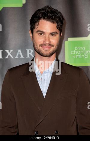 Woodside, Stati Uniti. 11 ottobre 2024. Chase Stokes partecipa al 2024 Bring Change 2 Mind's 12th Annual Revelations Gala il 10 ottobre 2024 a Woodside, California. Foto: Chris Victorio/imageSPACE/Sipa USA credito: SIPA USA/Alamy Live News Foto Stock