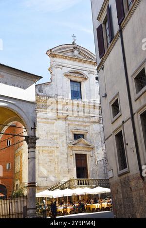 Siena, Italia. 15 settembre 2024. Edifici storici nel centro storico di Siena, in Toscana. Foto di alta qualità Foto Stock