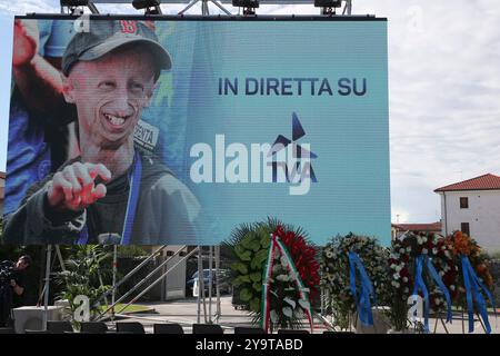 Tezze sul Brenta, Italia. 11 ottobre 2024. un momento del funerale di Sammy basso a tezze sul brenta - Vicenza - Veneto - Italia - Venerdi 11 ottobre 2024 ( foto Paola Garbuio crediti: LaPresse/Alamy Live News Foto Stock