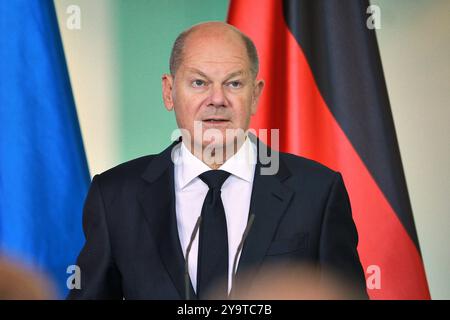 Berlin, Deutschland, 11.10.2024: Bundeskanzleramt: Arbeitsbesuch des ukrainischen Präsidenten: Bundeskanzler Olaf Scholz SPD gibt ein Statement ab *** Berlino, Germania, 11 10 2024 Cancelleria federale visita di lavoro del presidente ucraino Cancelliere federale Olaf Scholz SPD SPD fa una dichiarazione Copyright: XdtsxNachtenagenturx dts 48421 Foto Stock