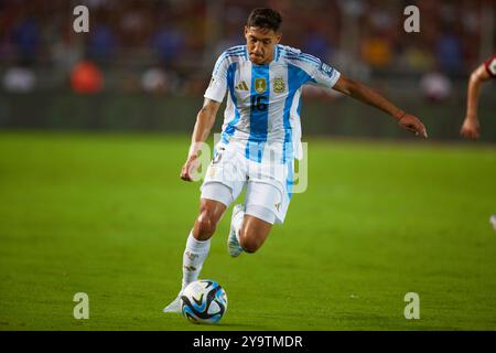 MATURIN, VENEZUELA - 10 OTTOBRE: Nahuel Molina dell'Argentina durante la partita di qualificazione della Coppa del mondo FIFA 2026 sudamericana tra Venezuela e Argentina all'Estadio Monumental de Maturin il 10 ottobre 2024 a Maturin, Venezuela. Foto: Luis Morillo/Alamy Live News Foto Stock