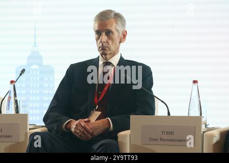 San Pietroburgo, Russia. 11 ottobre 2024. Direttore generale di "VSM Two Capitals" Oleg Tony durante la sessione plenaria del XXII Forum panrusso: "Pianificazione strategica nelle regioni e nelle città della Russia", che si svolge presso il Corinthia Hotel di San Pietroburgo. (Foto di Maksim Konstantinov/SOPA Images/Sipa USA) credito: SIPA USA/Alamy Live News Foto Stock