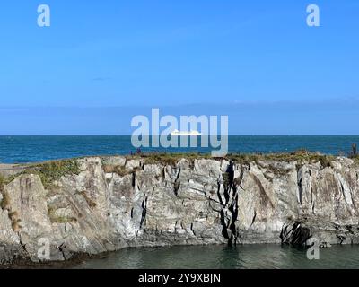 Nave da crociera residenziale Villa vie Odyssey a Belfast Lough vicino a Bangor Foto Stock