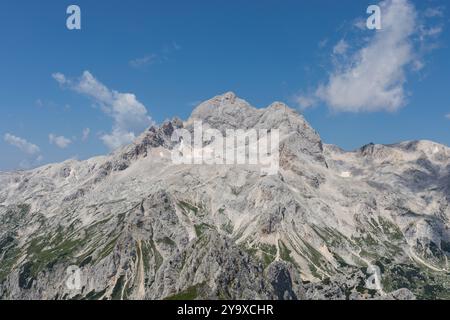 Cima del monte Triglav, Alpi Giulie, Slovenia. Vista dal monte Tosc. Foto Stock