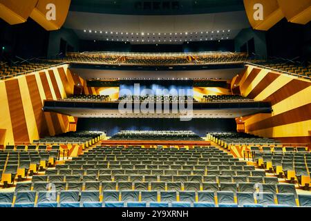 Francia, Cote d'Or, Digione, distretto di Clemenceau, l'auditorium Robert-Poujade costruito nel 1998, che ospita l'opera Foto Stock