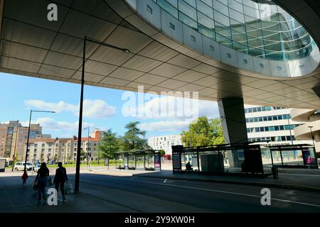 Francia, Costa d'Or, Digione, distretto di Clemenceau, auditorium Robert-Poujade che ospita l'opera, l'oculus Foto Stock