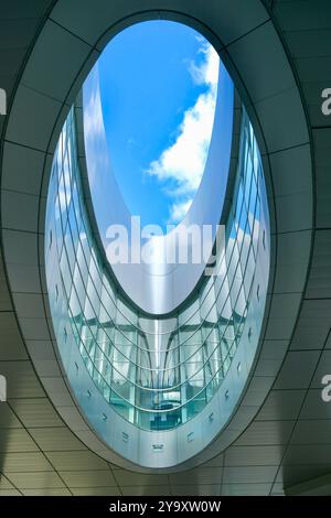 Francia, Costa d'Or, Digione, distretto di Clemenceau, auditorium Robert-Poujade che ospita l'opera, l'oculus Foto Stock