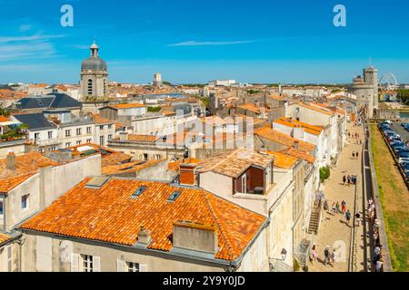 Francia, Charente Maritime, la Rochelle, vista dalla Torre delle Lanterne sul centro storico Foto Stock