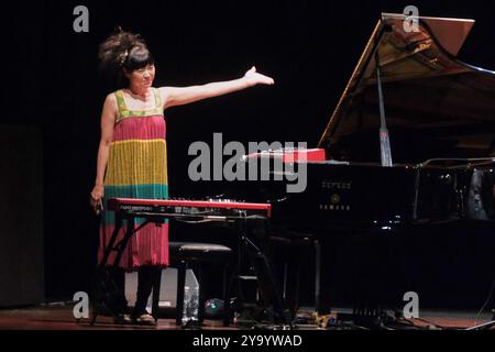 Teatro Ristori, Verona, Italia, 10 ottobre 2024, Hiromi, Hiromi Uehara durante HIROMI - HIROMI'S SONICWONDER - Concerto musicale Foto Stock