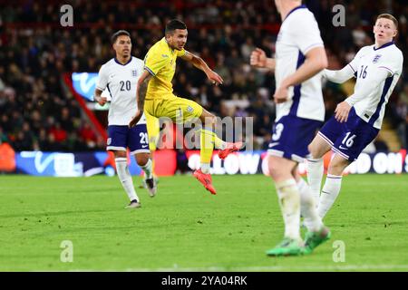 11 ottobre 2024; Vitality Stadium, Bournemouth, Euro 2025 Group F Qualifier Football, Inghilterra U21s contro Ucraina U21s; Voloshyn dell'Ucraina tira al gol crediti: Action Plus Sports Images/Alamy Live News Foto Stock