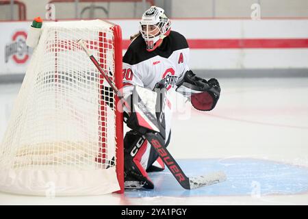 Columbus, Ohio, Stati Uniti. 11 ottobre 2024. Portiere dell'Ohio State Amanda Thiele (30) durante la gara contro i Minnesota a Columbus, Ohio. Brent Clark/Cal Sport Media/Alamy Live News Foto Stock