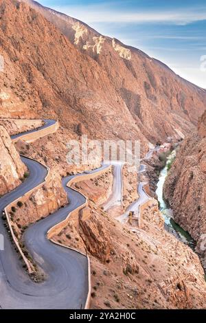Dades Gorge è una bella strada tra le Montagne Atlas in Marocco Foto Stock