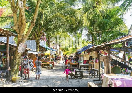 Bar e ristoranti principali dell'isola di Koh rong in cambogia Foto Stock