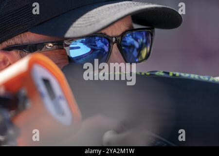 Austin Dillon sale in pista per qualificarsi per gli Shriners Children's 500 ad Avondale, Arizona, Stati Uniti, Nord America Foto Stock