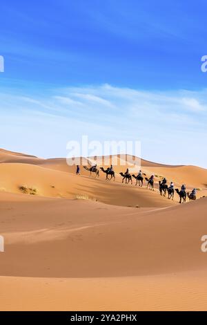 Merzouga nel deserto del Sahara in Marocco Foto Stock