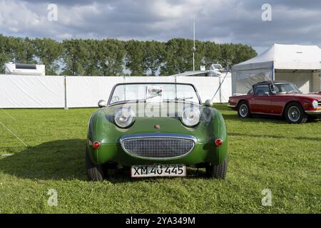 Copenaghen, Danimarca, 2 agosto 2024: Una Austin Healey Sprite verde d'epoca al Copenhagen Historic Grand Prix, Europa Foto Stock