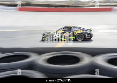 17 marzo 2024-Bristol, TN, AJ Allmendinger si aggiudica la posizione per il Food City 500 a Bristol, TN, USA, Nord America Foto Stock