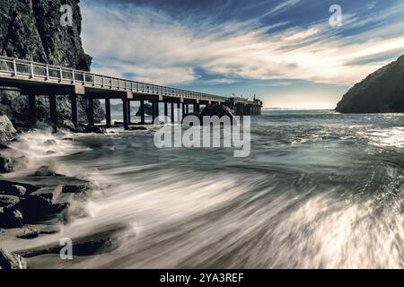 Trinidad California Pier e Oceano Pacifico, immagine a colori Foto Stock