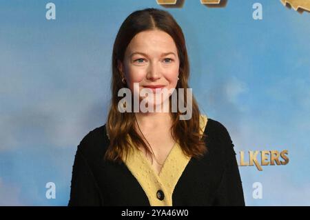 Hannah Herzsprung bei der Premiere des Kinofilms Woodwalkers im Mathäser Filmpalast. München, 11.10.2024 *** Hannah Herzsprung alla prima del film Woodwalkers a Mathäser Filmpalast Monaco di Baviera, 11 10 2024 foto:XR.xHeinex/xFuturexImagex Woodwalkers 4057 Foto Stock