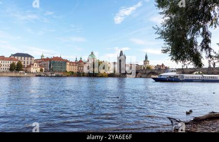 Vista del fiume Vlitava a Praga, Repubblica Ceca Foto Stock