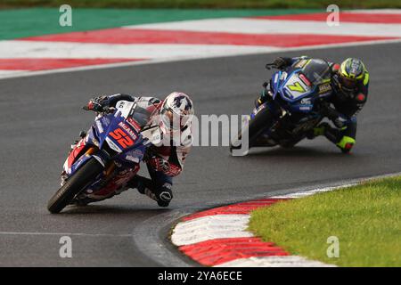 Longfield, Regno Unito. 12 ottobre 2024. Danny Kent di McAMS Racing Yamaha si appresta a vincere l'11° round del Bennetts British Super Bike Championship a Brands Hatch, Longfield, Inghilterra, il 12 ottobre 2024. Foto di Ken Sparks. Solo per uso editoriale, licenza richiesta per uso commerciale. Non utilizzare in scommesse, giochi o pubblicazioni di singoli club/campionato/giocatori. Crediti: UK Sports Pics Ltd/Alamy Live News Foto Stock