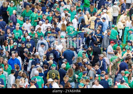 South Bend, Indiana, Stati Uniti. 12 ottobre 2024. Durante la partita di football NCAA tra lo Stanford Cardinal e i Notre Dame Fighting Irish al Notre Dame Stadium di South Bend, Indiana. John Mersits/CSM/Alamy Live News Foto Stock